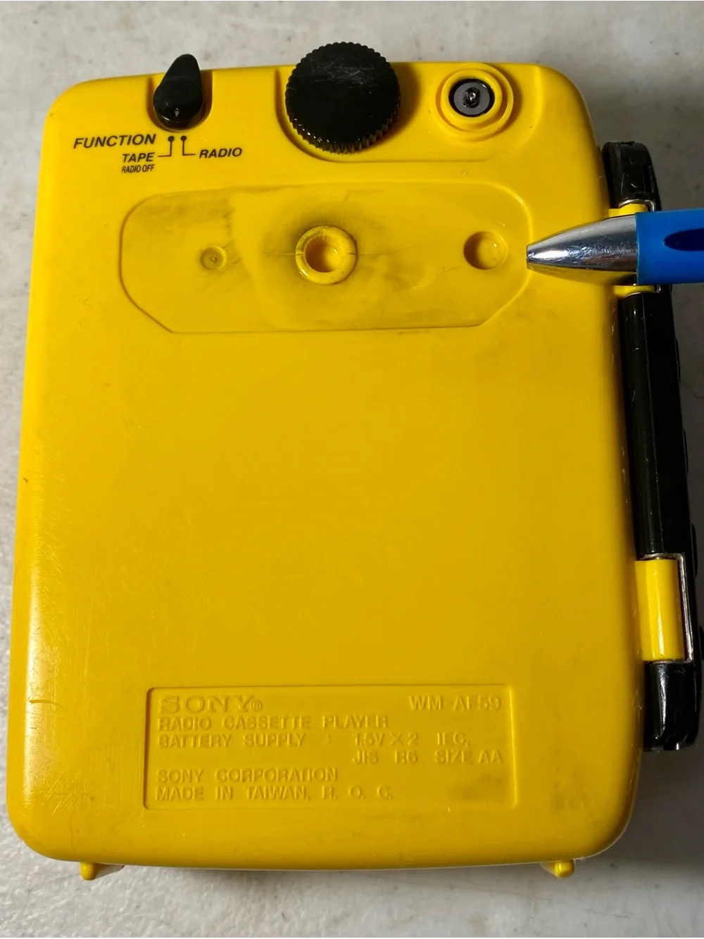 VINTAGE Sony Sports Walkman WM-AF59 AM/FM Radio Cassette Player Tape *Working*